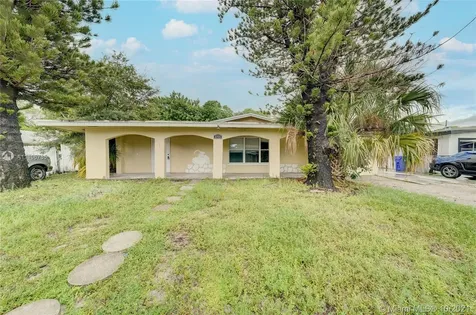 1711 NW 5th Avenue Pompano Beach FL 33060