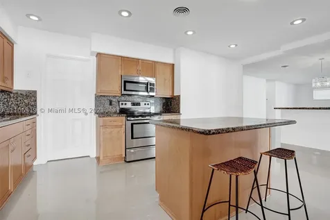 1102 N 13th Avenue Hollywood FL 33019