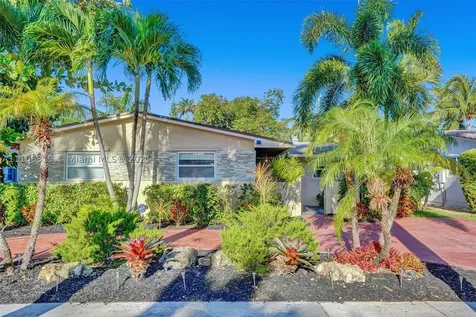 1102 N 13th Avenue Hollywood FL 33019