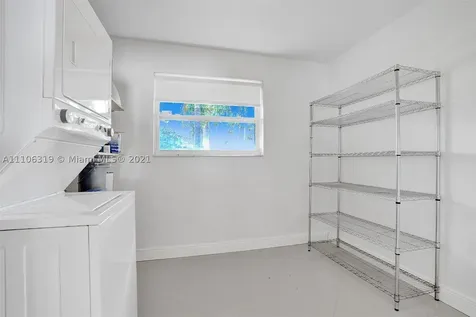 1102 N 13th Avenue Hollywood FL 33019