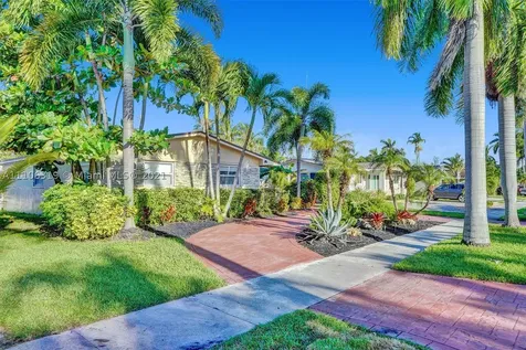 1102 N 13th Avenue Hollywood FL 33019
