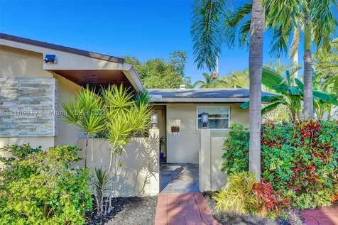 1102 N 13th Avenue Hollywood FL 33019