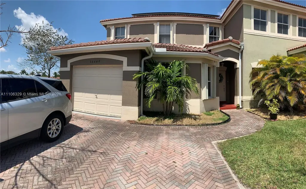 16449 SW 48th Terrace Miami FL 33185