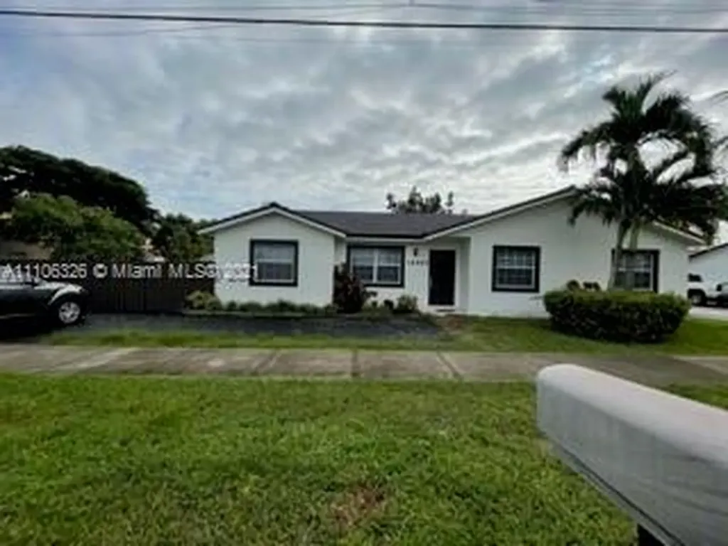 16965 SW 92nd Court Palmetto Bay FL 33157