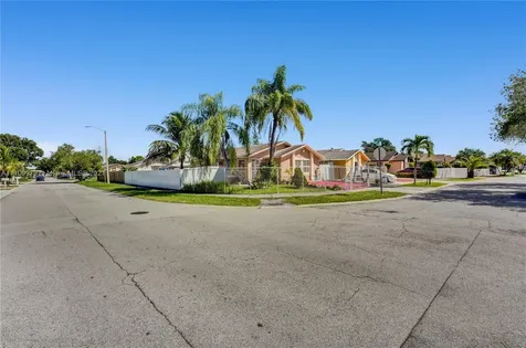 11923 SW 209th Terrace Miami FL 33177