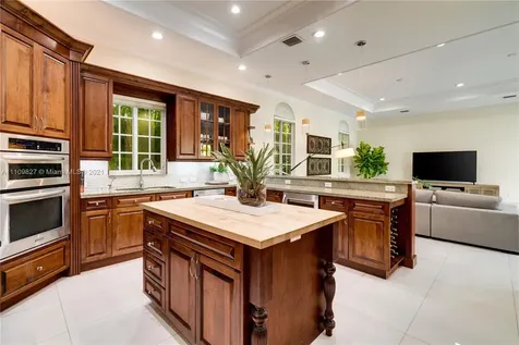 200 Ridgewood Road Coral Gables FL 33133