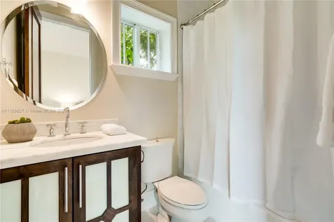 200 Ridgewood Road Coral Gables FL 33133