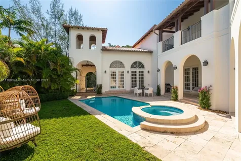 200 Ridgewood Road Coral Gables FL 33133