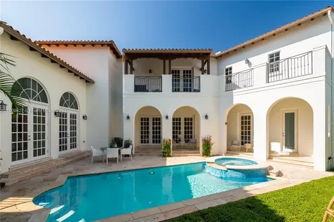200 Ridgewood Road Coral Gables FL 33133