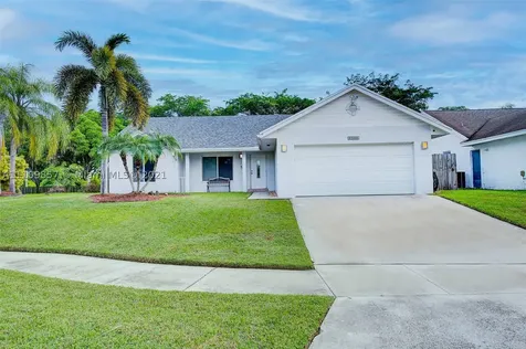 21661 SW 97th Court Cutler Bay FL 33190