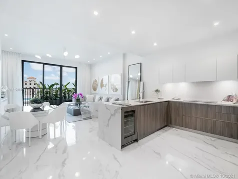 275 Giralda Avenue Coral Gables FL 33134