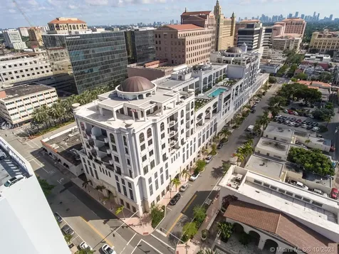 275 Giralda Avenue Coral Gables FL 33134
