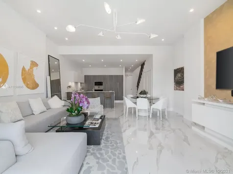 275 Giralda Avenue Coral Gables FL 33134