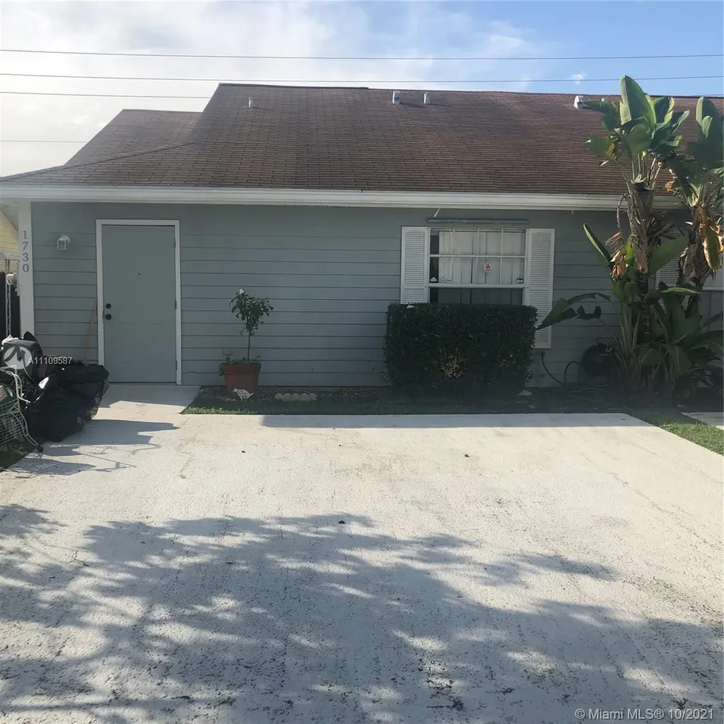 1730 Royal Forest Court West Palm Beach FL 33406