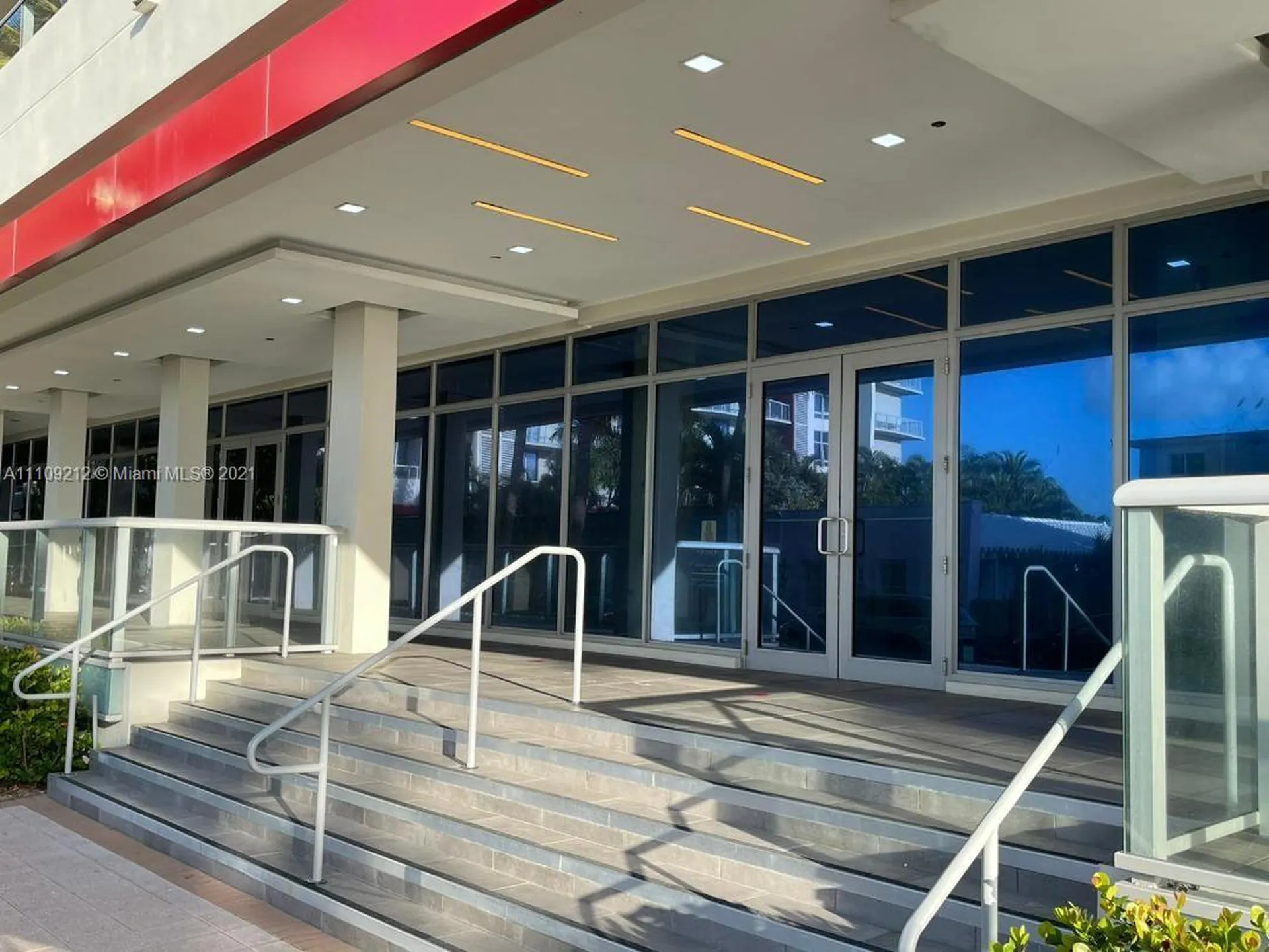 777 N Ocean Drive Hollywood FL 33019