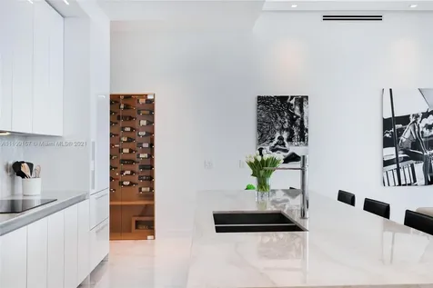 480 NE 31 Street Miami FL 33137