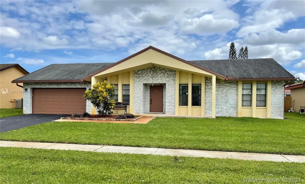 934 NW 133rd Avenue Sunrise FL 33325