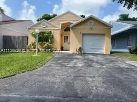 22220 SW 101st Court Cutler Bay FL 33190