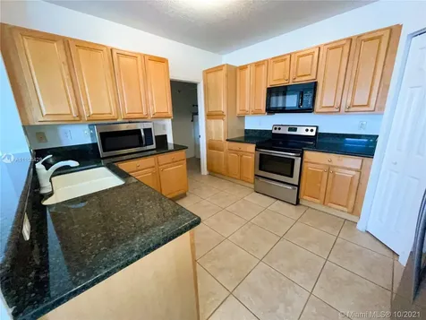 11461 NW 68th Terrace Doral FL 33178