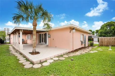 8900 Abbott Avenue Surfside FL 33154