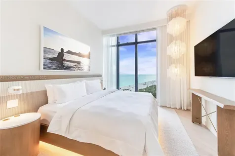 2201 Collins Avenue Miami Beach FL 33139