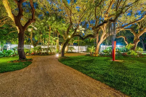 11015 Lakeside Drive Coral Gables FL 33156