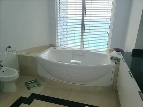 18911 Collins Avenue Sunny Isles Beach FL 33160