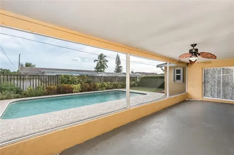 11710 NW 31st Place Sunrise FL 33323