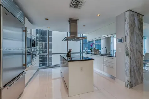 17121 Collins Avenue Sunny Isles Beach FL 33160