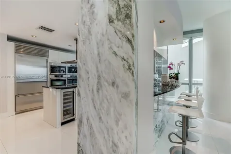 17121 Collins Avenue Sunny Isles Beach FL 33160