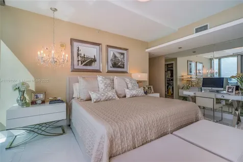 17121 Collins Avenue Sunny Isles Beach FL 33160