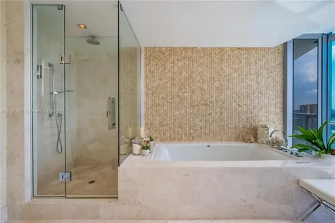 17121 Collins Avenue Sunny Isles Beach FL 33160