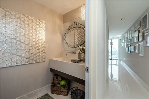 17121 Collins Avenue Sunny Isles Beach FL 33160