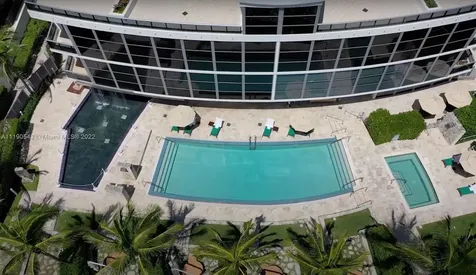 5875 Collins Avenue Miami Beach FL 33140