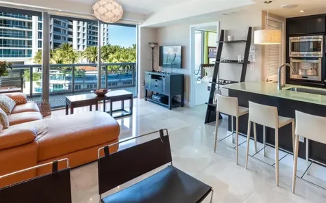 5875 Collins Avenue Miami Beach FL 33140