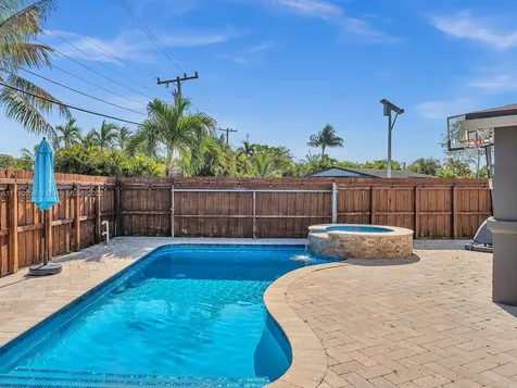 4465 SW 49th Court Dania Beach FL 33314