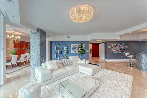 333 Las Olas Way Fort Lauderdale FL 33301