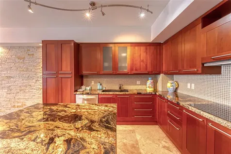 333 Las Olas Way Fort Lauderdale FL 33301