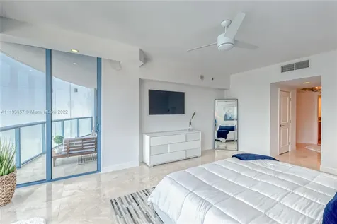 333 Las Olas Way Fort Lauderdale FL 33301