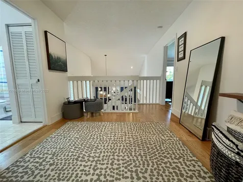 1145 Papaya Street Hollywood FL 33019