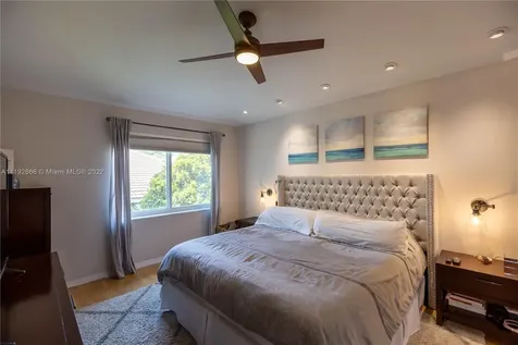 1145 Papaya Street Hollywood FL 33019