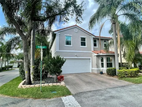 1145 Papaya Street Hollywood FL 33019