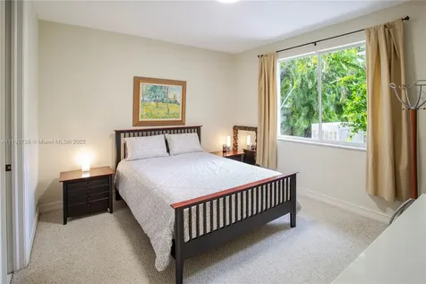 6295 SW 116th Street Pinecrest FL 33156