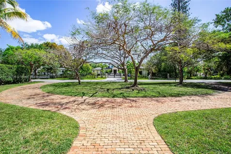 6295 SW 116th Street Pinecrest FL 33156