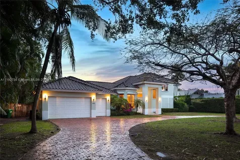 6295 SW 116th Street Pinecrest FL 33156