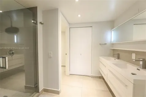 181 Crandon Boulevard Key Biscayne FL 33149