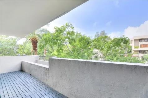 181 Crandon Boulevard Key Biscayne FL 33149