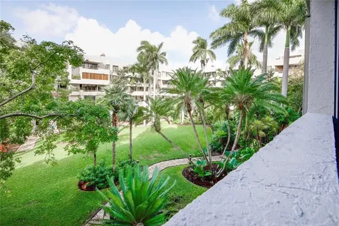 181 Crandon Boulevard Key Biscayne FL 33149