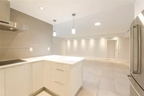 181 Crandon Boulevard Key Biscayne FL 33149