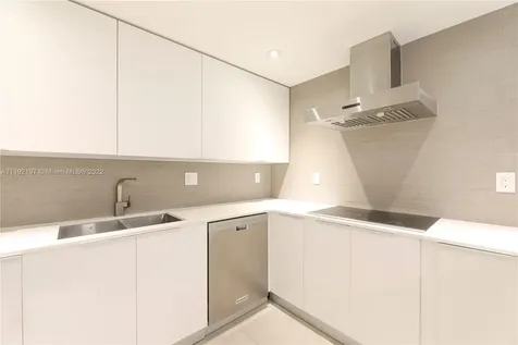 181 Crandon Boulevard Key Biscayne FL 33149